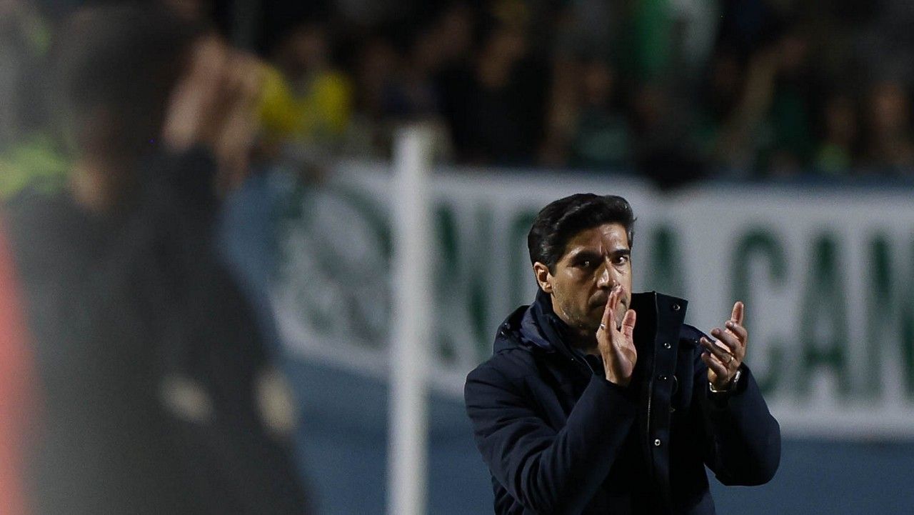 Abel Ferreira falando à imprensa após partida contra Jacuipense