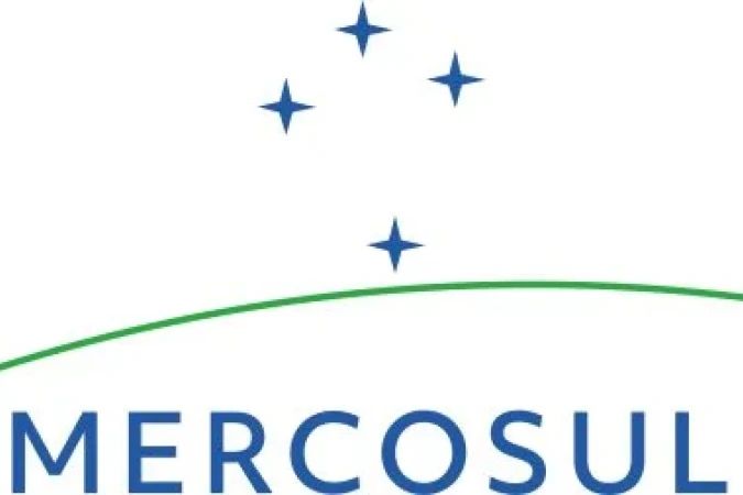 Cópia do decreto presidencial de promulgação do acordo