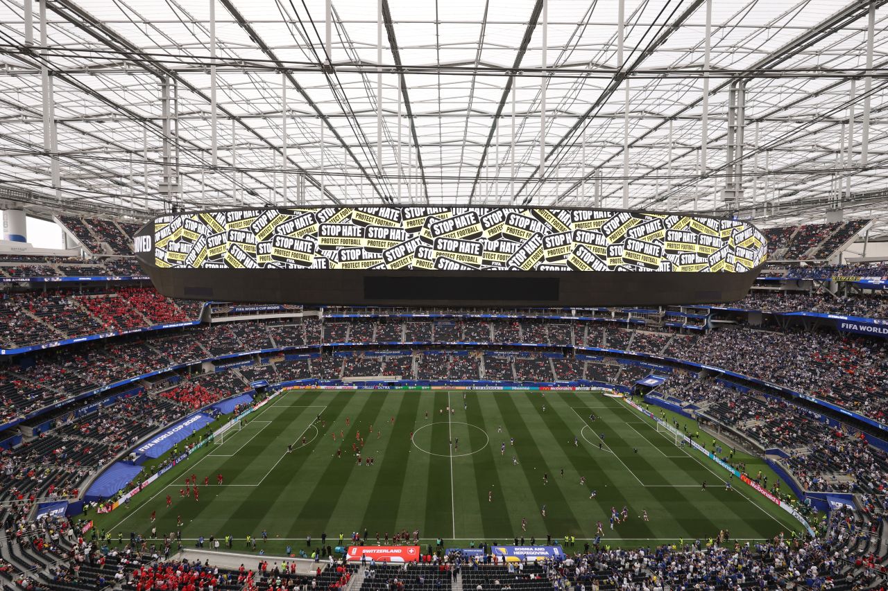 Estádio de Los Angeles recebe África do Sul x Canadá