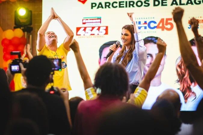 Marcelo Melo em comício