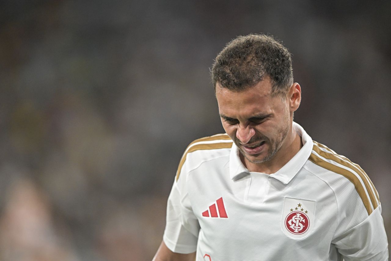 Alan Patrick após derrota do Internacional no Maracanã