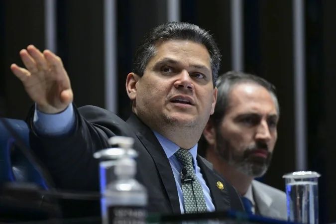 Davi Alcolumbre no plenário do Senado