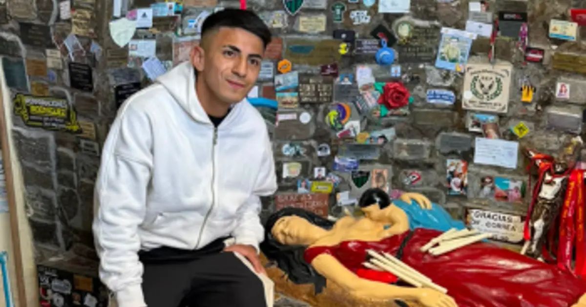Thiago Almada em santuário na Argentina