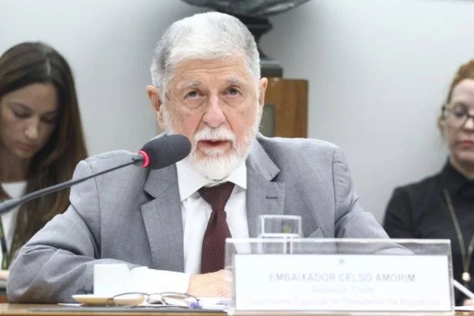 Celso Amorim na audiência da CREDN