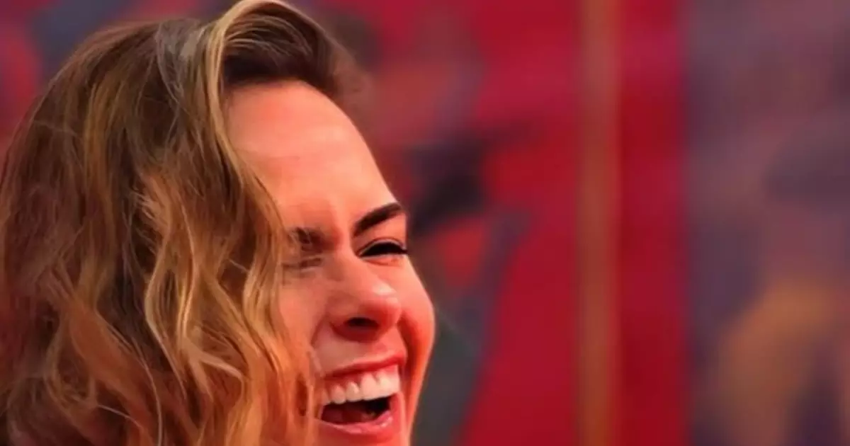 Ana Paula Renault comemorando a vitória no BBB 26