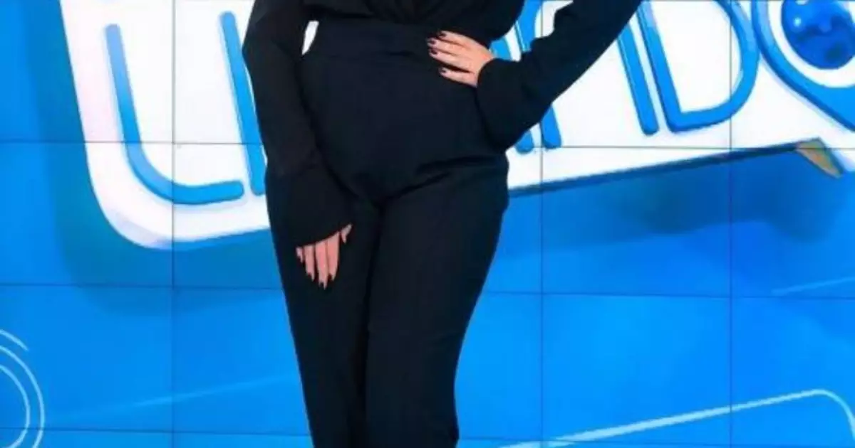 Ana Paula Renault participando de programa de televisão