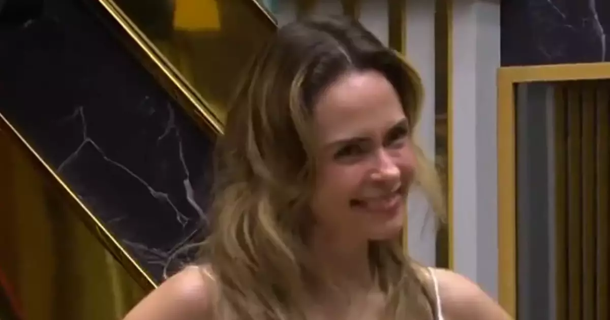 Ana Paula Renault de branco na final do BBB 26