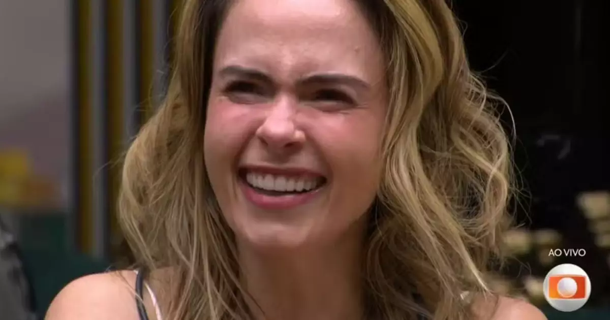 Ana Paula Renault celebra após ser anunciada campeã do BBB 26