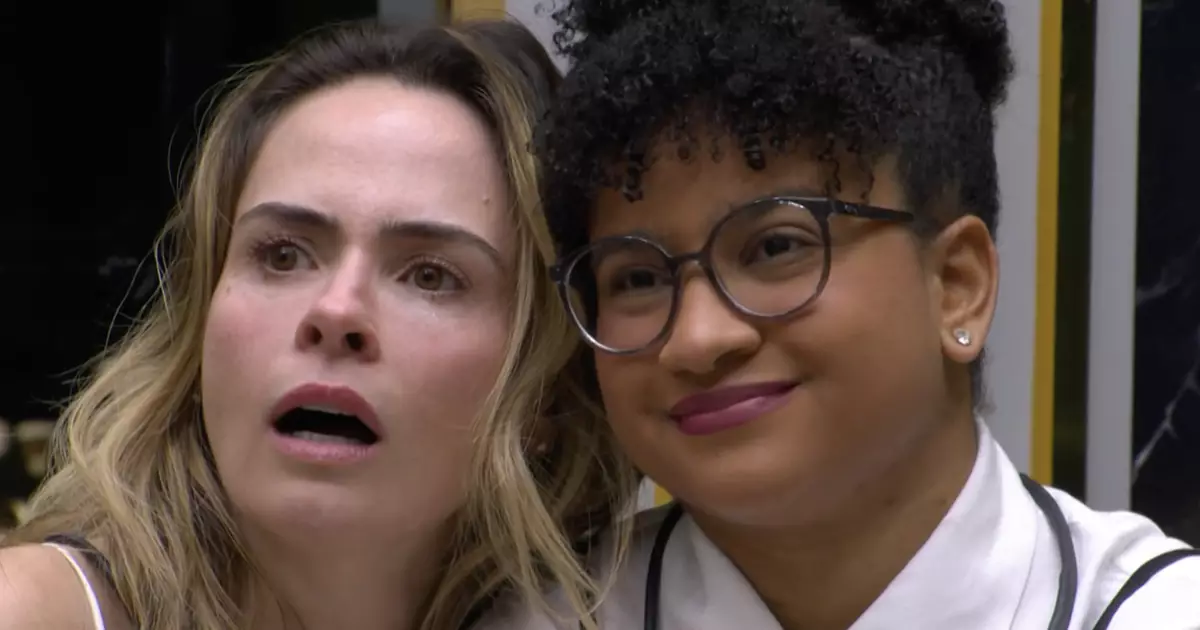 Ana Paula Renault no palco ao receber o título de campeã do BBB26