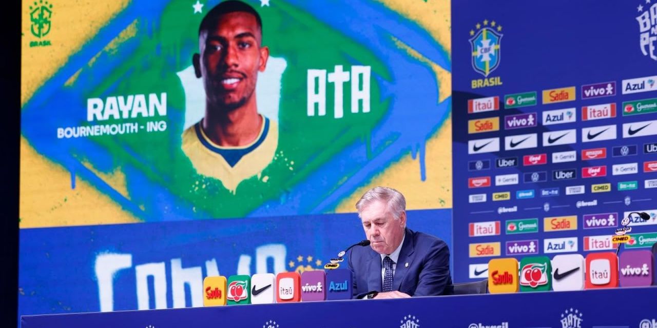 Carlo Ancelotti durante coletiva na sede da CBF