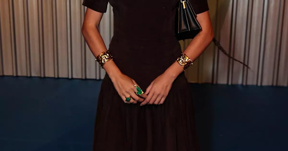 Famosos no red carpet do Rio Fashion Week 2026