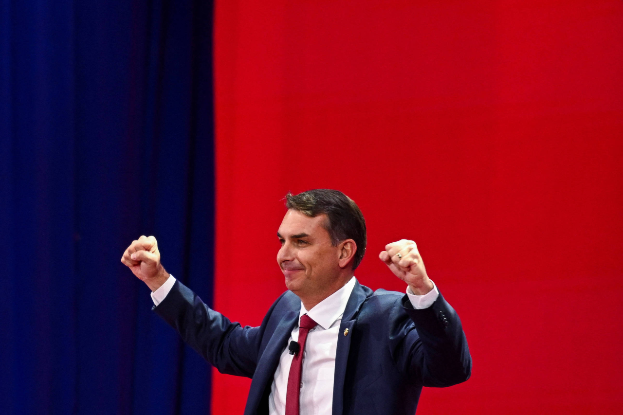 Gráfico da pesquisa Apex/Futura mostrando intenções de voto