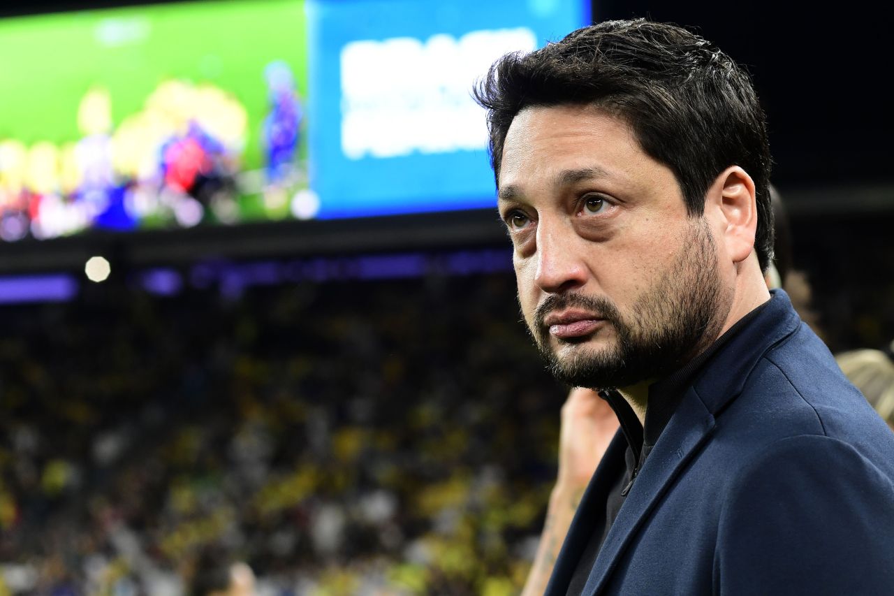 Arthur Elias em coletiva