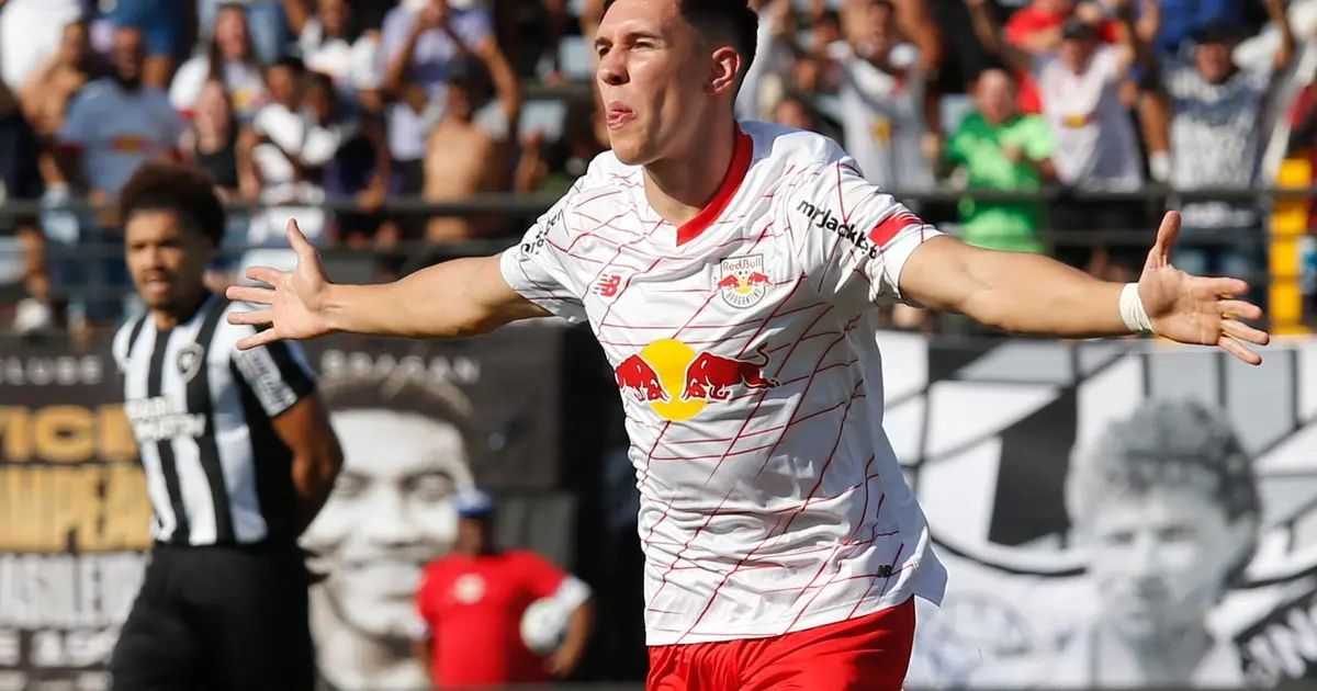 Thiago Borbas, atacante uruguaio