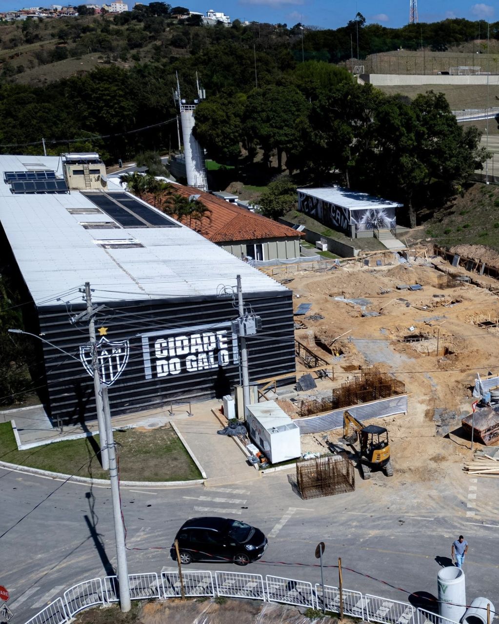 Obras do novo prédio da base do Atlético-MG na Cidade do Galo