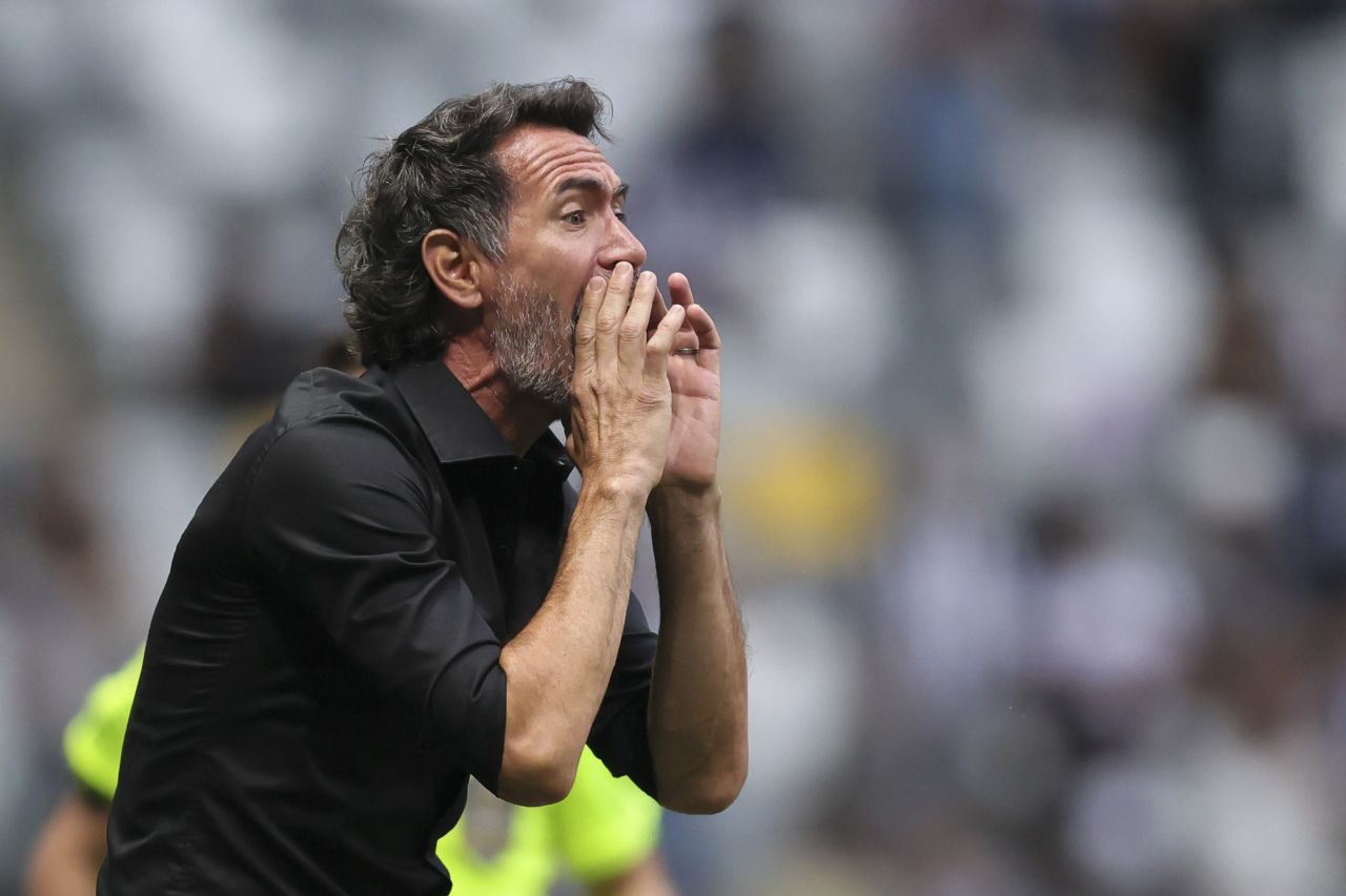 Eduardo Domínguez e jogadores do Atlético-MG comemoram gol