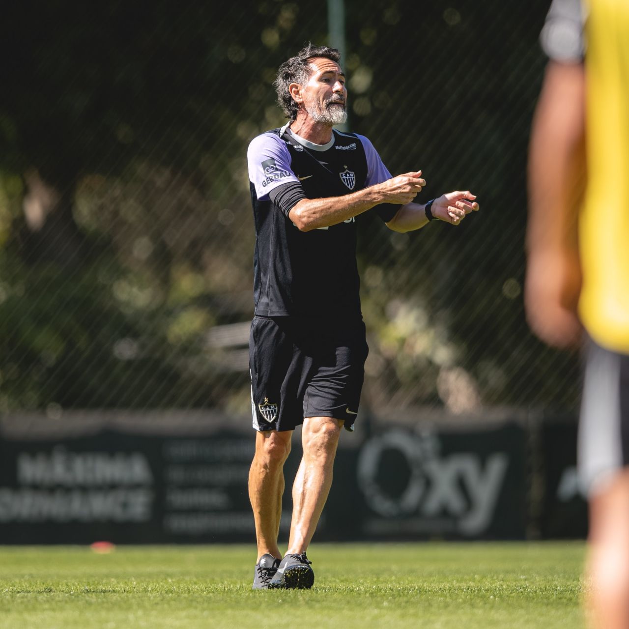 Atletas do Atlético-MG treinam antes do jogo contra o Palmeiras