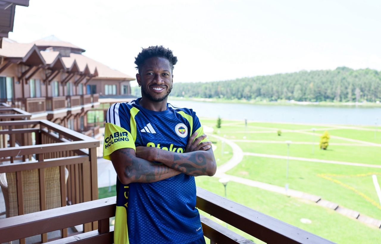 Fred em treino pelo Fenerbahçe