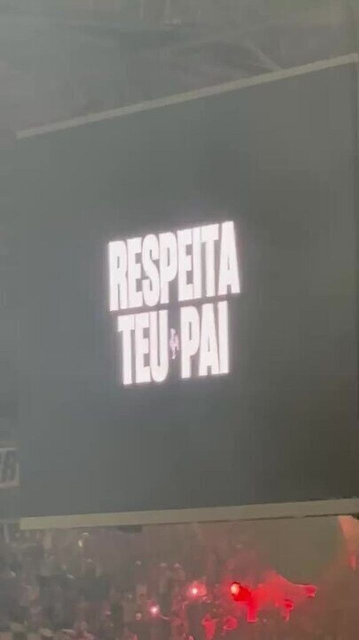 Torcida do Atlético-MG celebra na Arena MRV