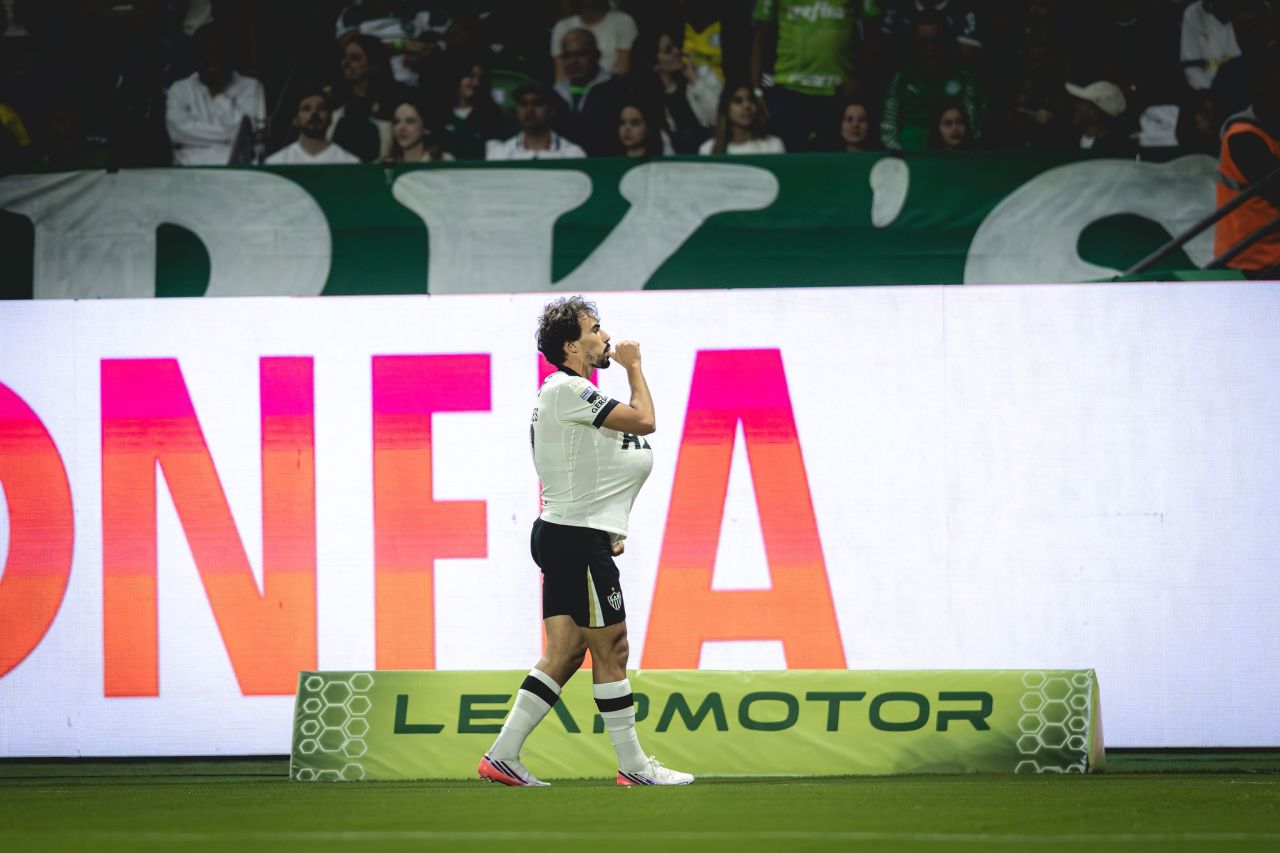 Igor Gomes comemorando gol pelo Atlético-MG