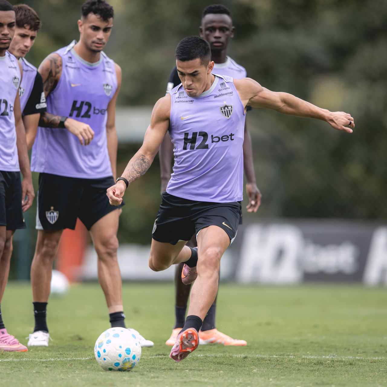 Treino do Atlético-MG antes da viagem a São Paulo