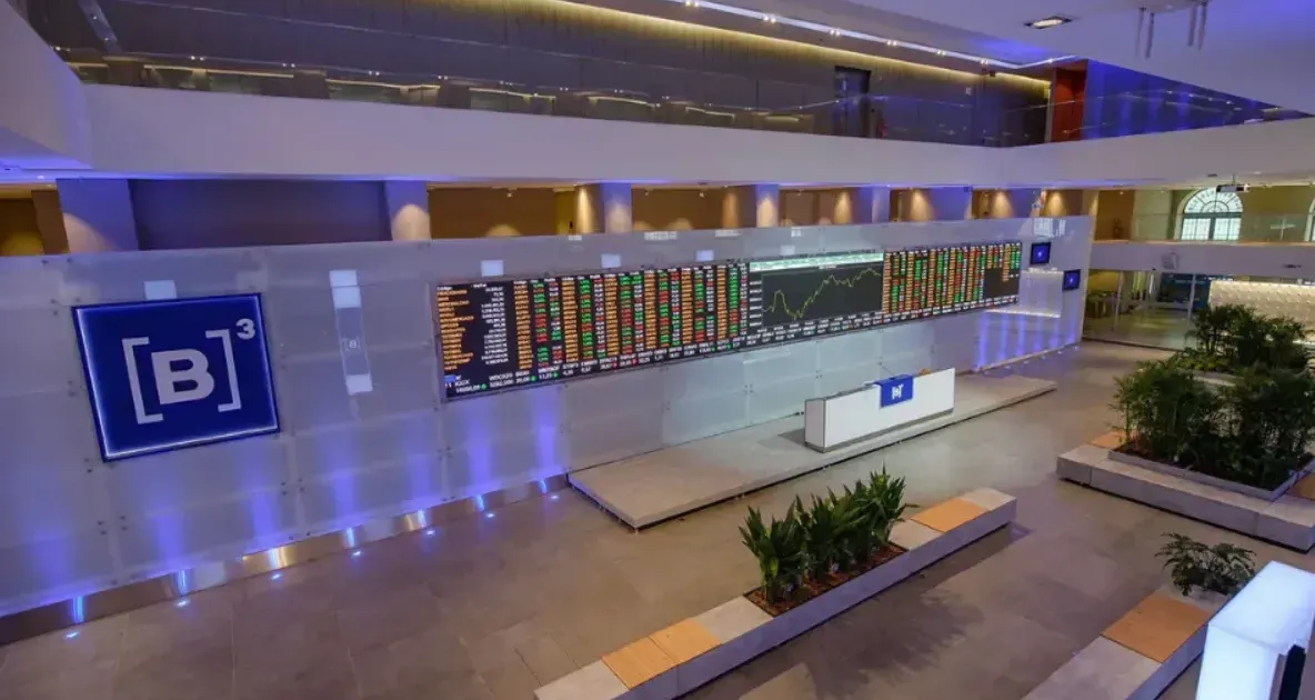 Painel da B3 com cotações do Ibovespa