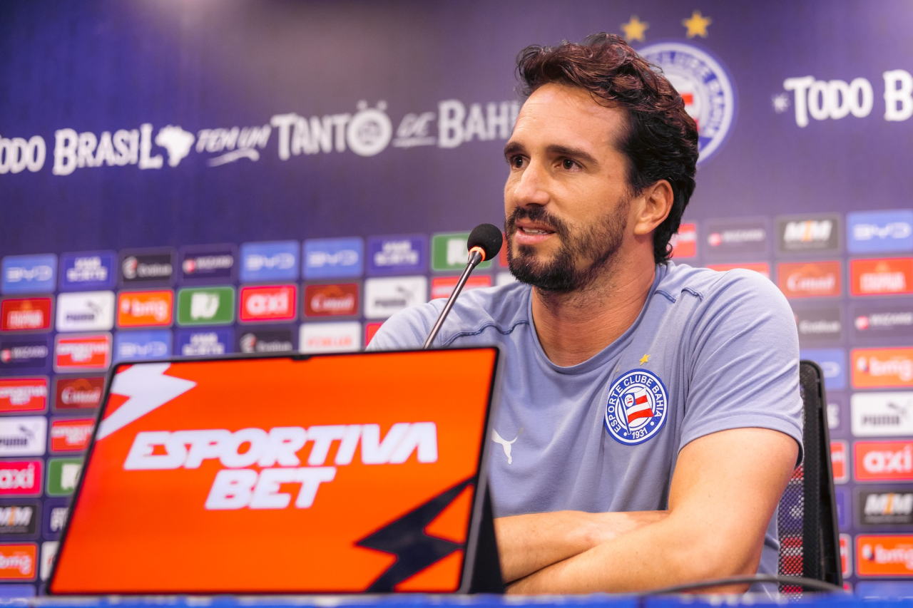 Charles Hembert em entrevista coletiva após Bahia 2 a 2 Santos