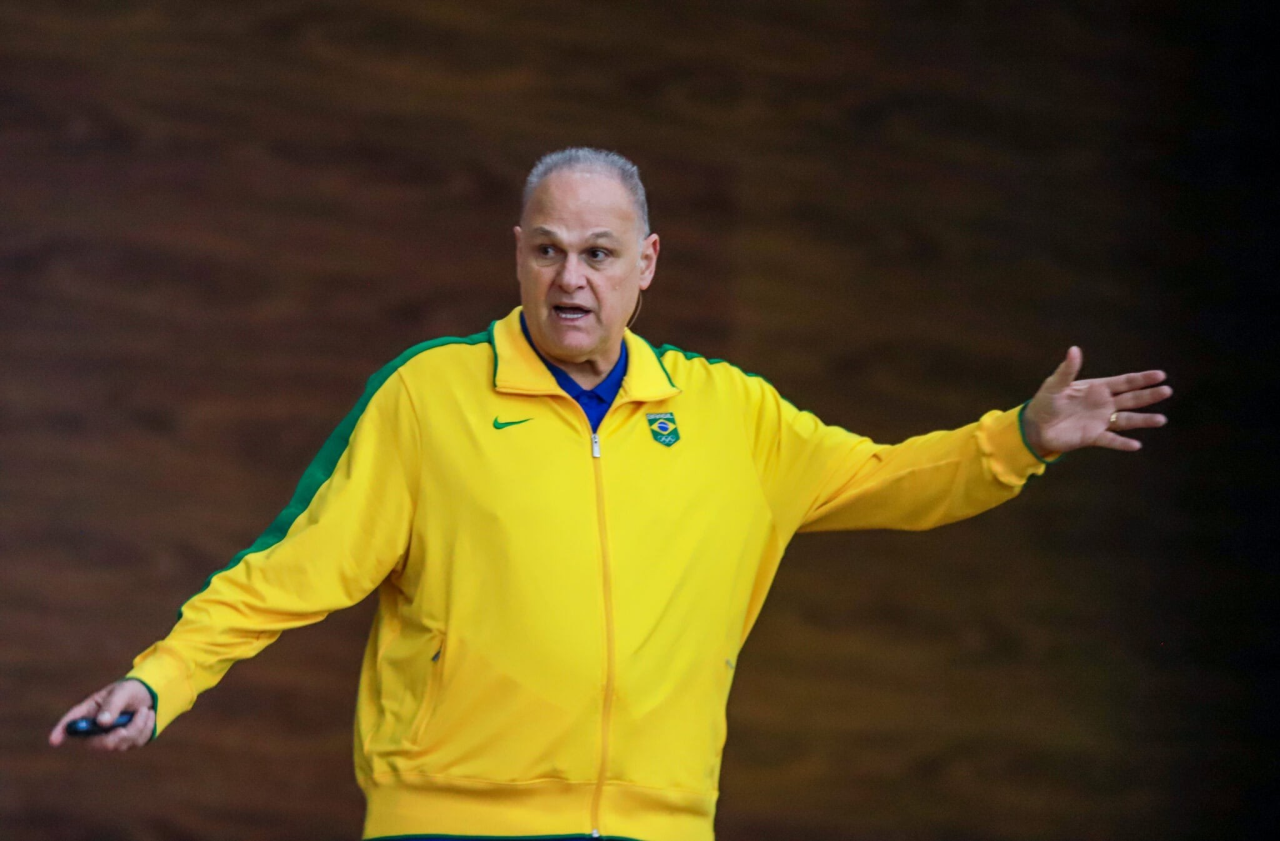 Oscar Schmidt, ex-jogador de basquete brasileiro