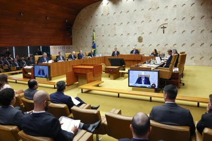 Plenário do STF durante sessão
