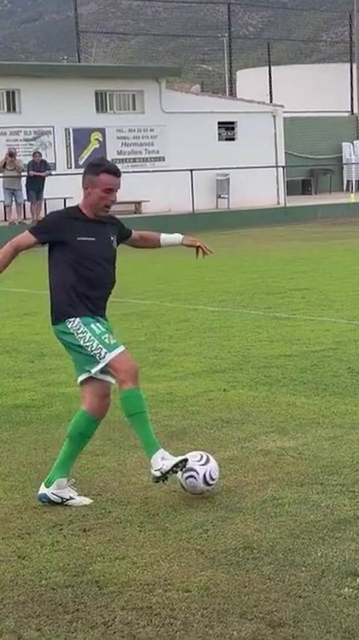 Roberto Bautista Agut em ação pelo CD Els Ibarsos