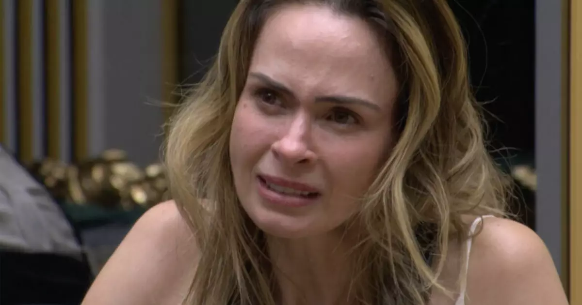 Ana Paula Renault emocionada durante final do BBB 26