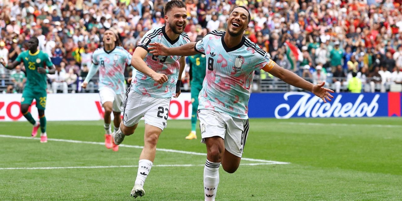 Tielemans comemora pênalti convertido que definiu vitória da Bélgica