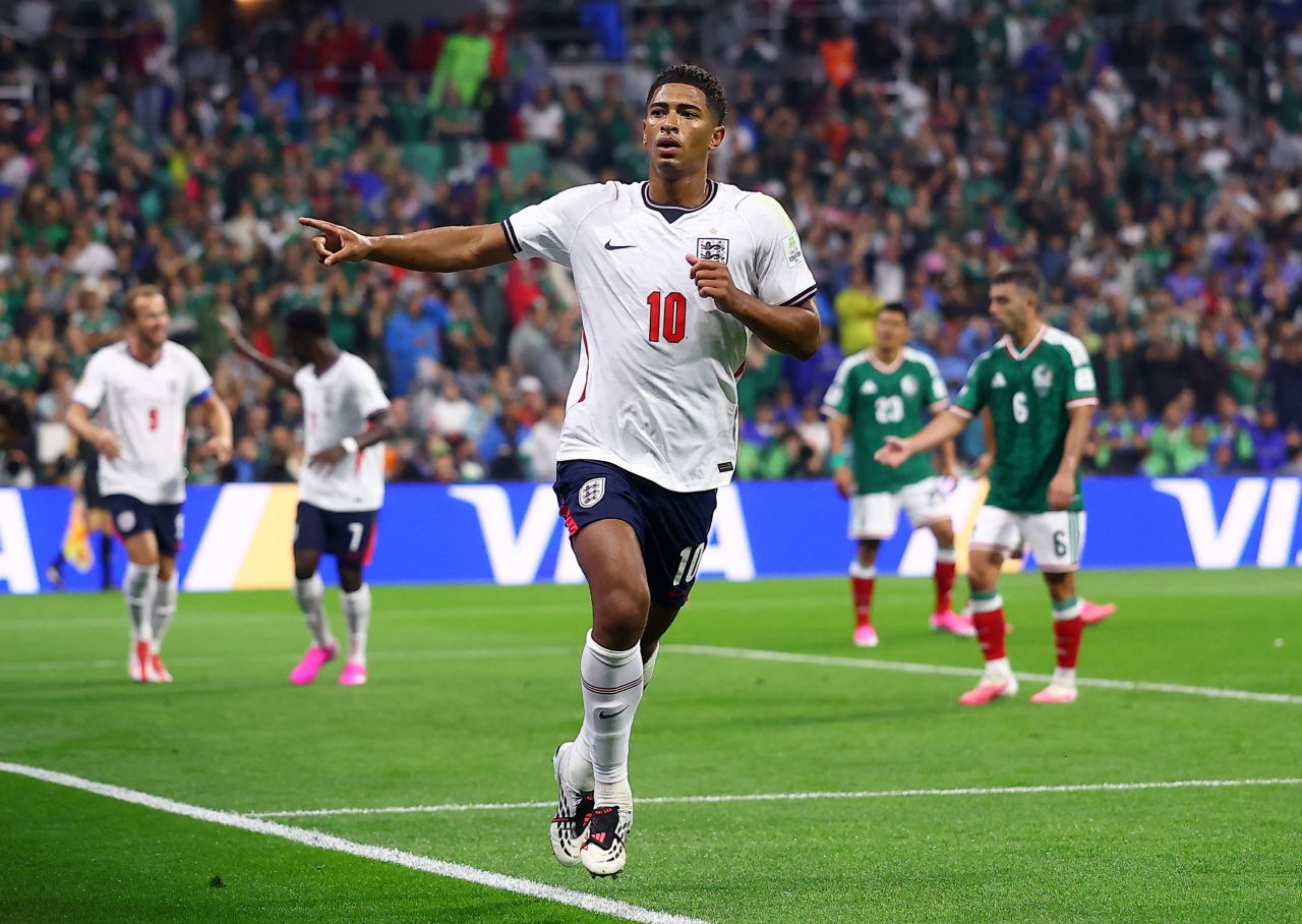 Jude Bellingham comemorando gol contra o México