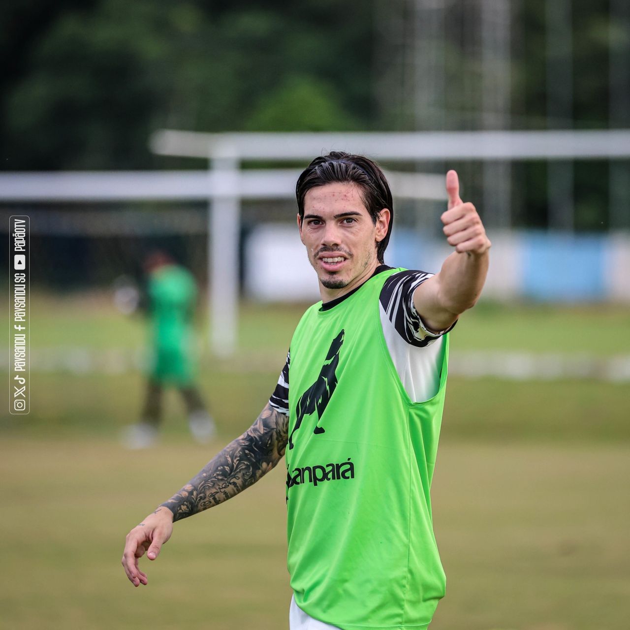 Benjamín Borasi em ação com a bola