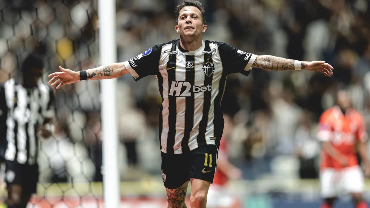 Bernard em ação pelo Atlético-MG
