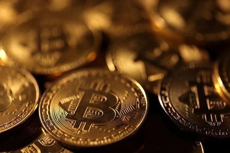 gráfico de preços do bitcoin e ethereum