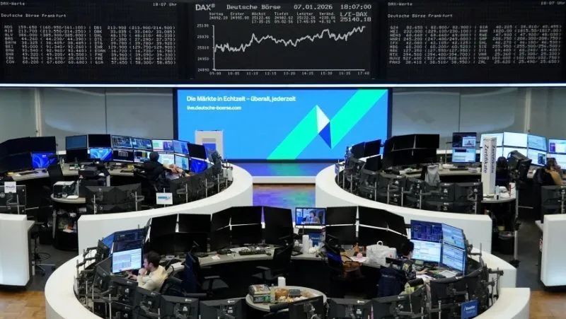 Placa eletrônica com cotações de bolsas europeias