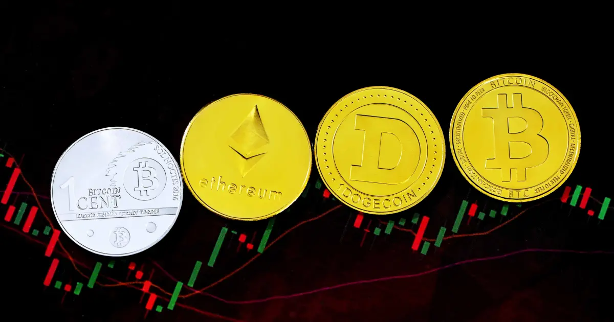 Gráfico de alta nas bolsas ao lado do símbolo do bitcoin