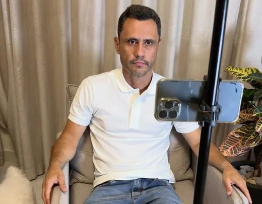 Cleitinho Azevedo em vídeo com Davi Alcolumbre
