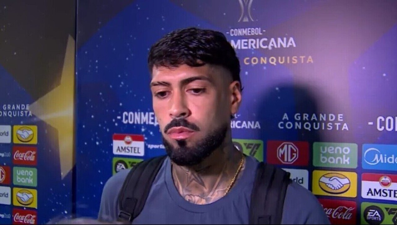 John Textor entre João Paulo Magalhães e Durcesio Mello