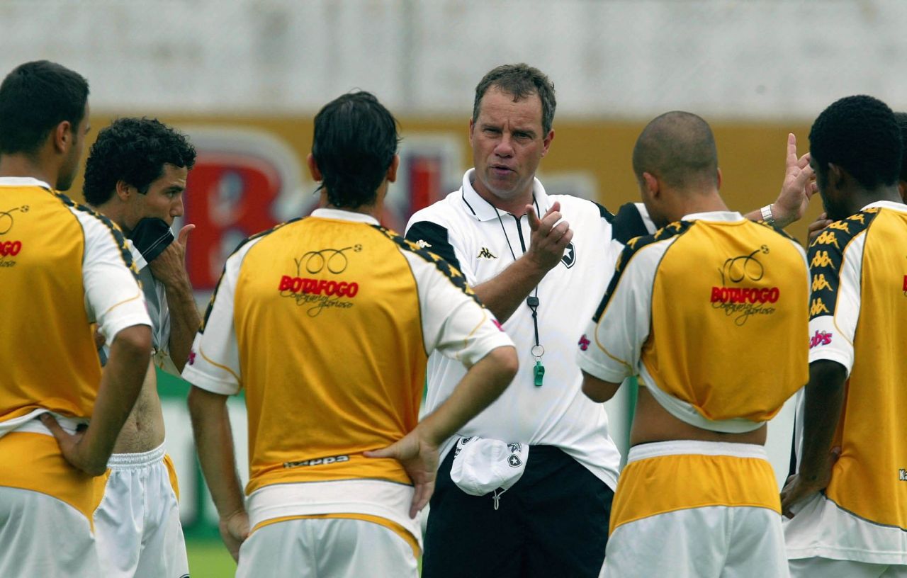 Paulo Bonamigo nomeado coordenador técnico do Botafogo