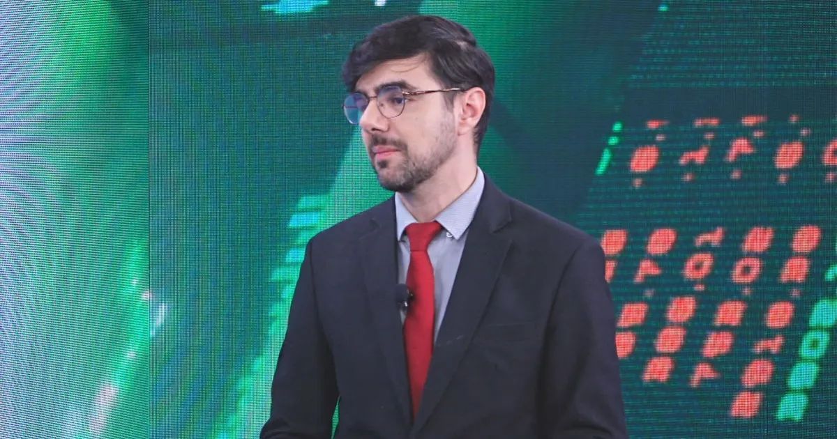 Guilherme Mello em entrevista ao CNN Money