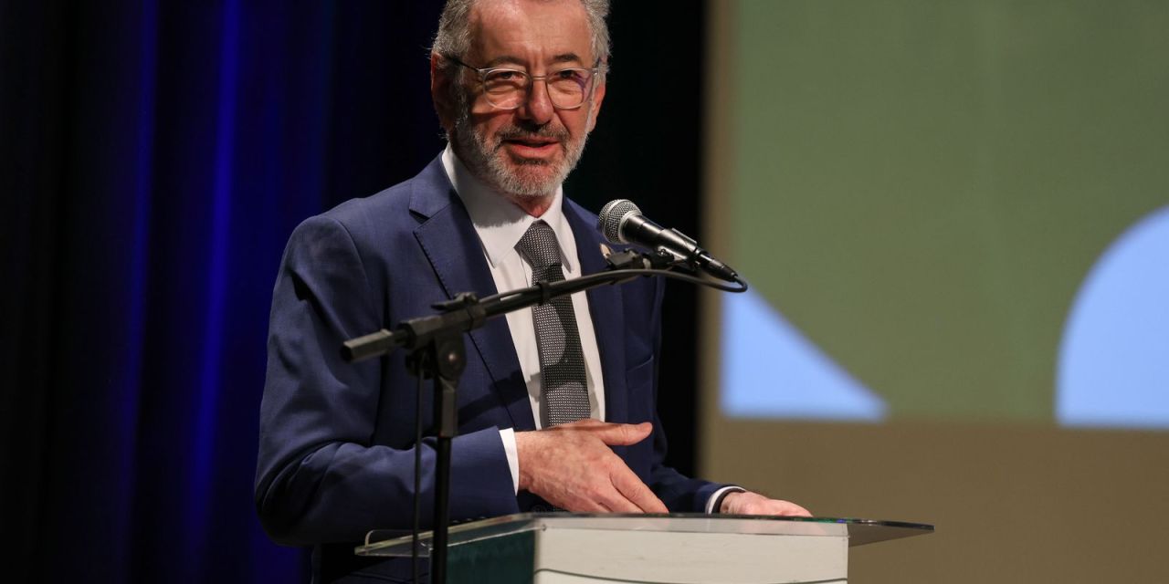 Ministro Márcio Elias em evento do BNDES
