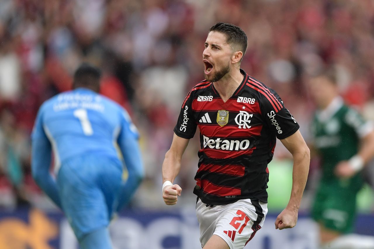 Disputa entre Flamengo e Palmeiras na reta final do Brasileirão