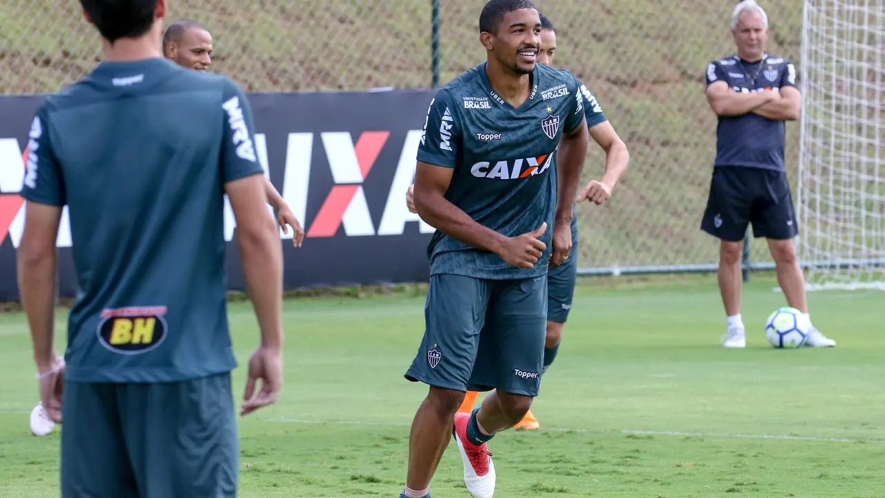 Bremer em ação com a camisa da Juventus