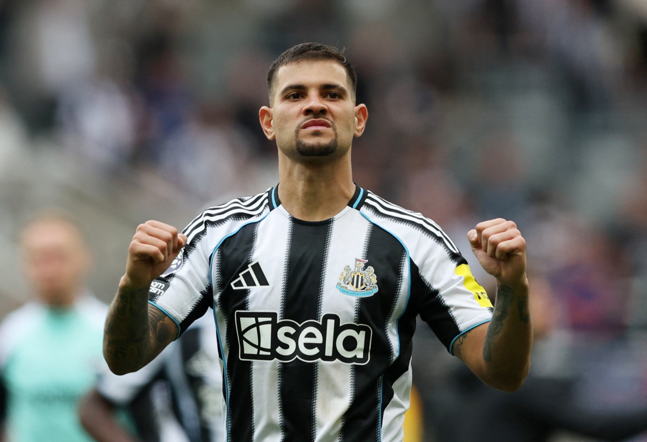 Bruno Guimarães em ação pelo Newcastle