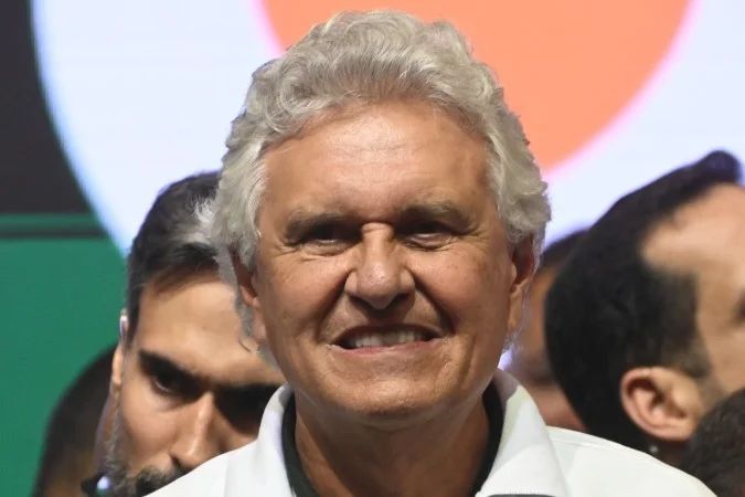 Ronaldo Caiado em evento de campanha
