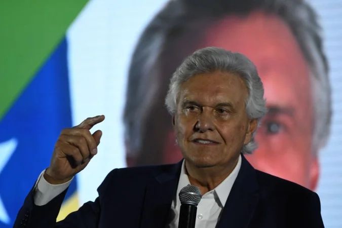 Ronaldo Caiado durante sabatina no TMC News