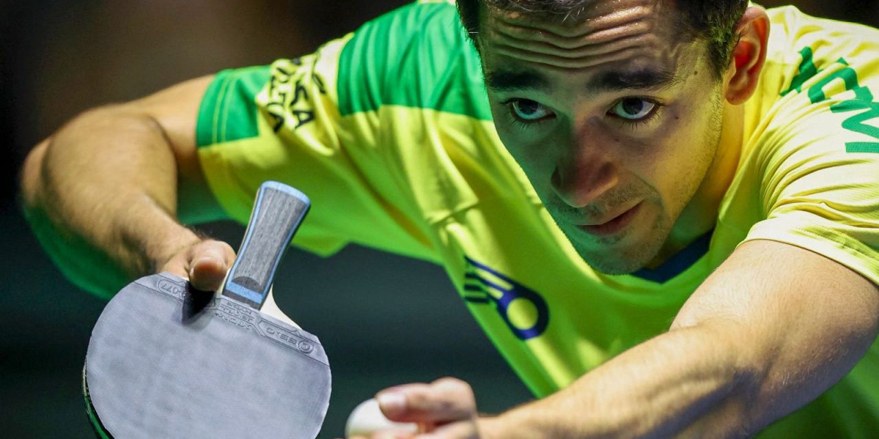 Hugo Calderano em ação no Europe Smash