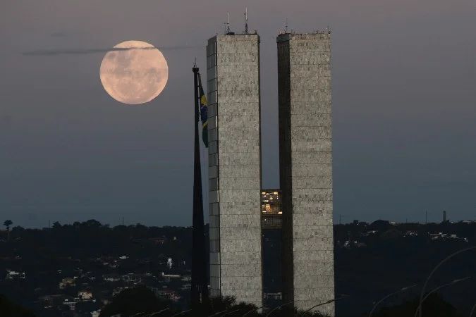 Votação na Câmara sobre transparência de gastos